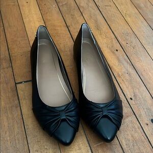 VIONIC Elegant Blk Flats Sz9